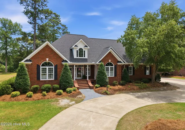 Photo 1 of Single family home for sale at 201 Foxcroft Ln, Winterville, NC 28590 | MLS# 100580471 | Listing updated on 2026-08-18