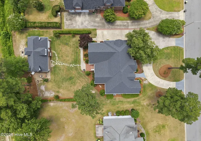 Photo 3 of Single family home for sale at 201 Foxcroft Ln, Winterville, NC 28590 | MLS# 100580471 | Listing updated on 2026-08-18