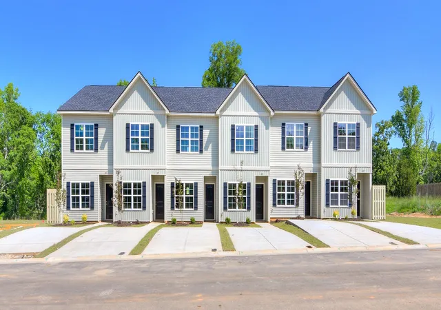 Homes for sale in Washington, GA | 103 Constitution Circle Dr #B, Washington, GA 30673 | MLS# 98250907