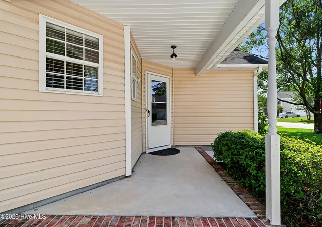 Photo 3 of Single family home for sale at 5119 Honeydew Ln, Wilmington, NC 28412 | MLS# 100583306 | Listing updated on 2026-08-18