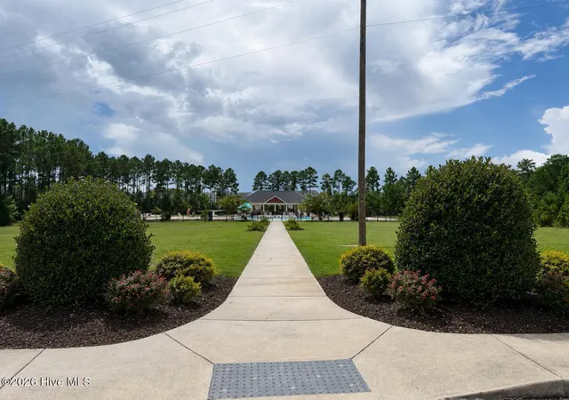 Photo 4 of Single family home for sale at 808 Hidden Brg Dr, Jacksonville, NC 28546 | MLS# 100594817 | Listing updated on 2026-08-18