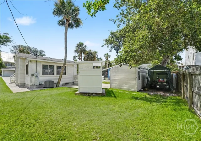 Homes for sale in Tybee Island, GA | 1305 Lovell Ave, Tybee Island, GA 31328 | MLS# SA359756