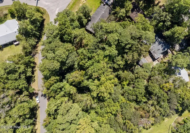 Photo 4 of Land for sale at 5610 Brittain Dr, Wilmington, NC 28409 | MLS# 100567496 | Listing updated on 2026-09-15