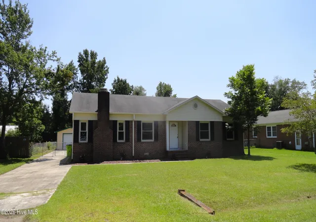 Photo 1 of Single family home for sale at 111 Wanchese Way, New Bern, NC 28560 | MLS# 100592963 | Listing updated on 2026-08-18