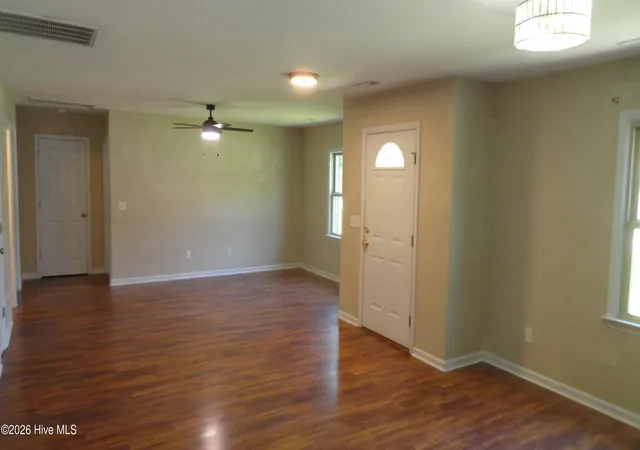 Photo 3 of Single family home for sale at 111 Wanchese Way, New Bern, NC 28560 | MLS# 100592963 | Listing updated on 2026-08-18