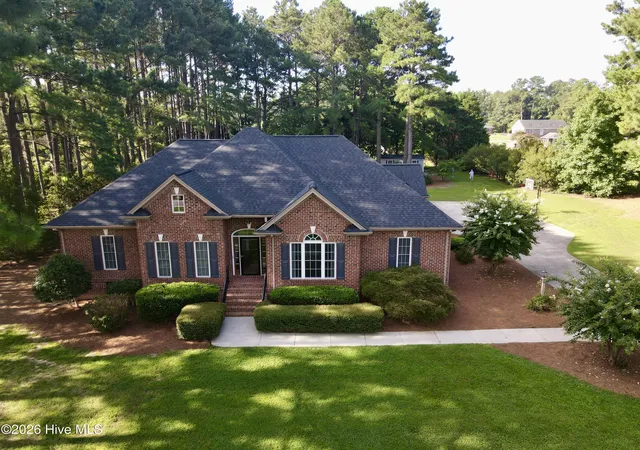 Photo 2 of Single family home for sale at 104 Arrowhead Ct, Louisburg, NC 27549 | MLS# 100596951 | Listing updated on 2026-09-02