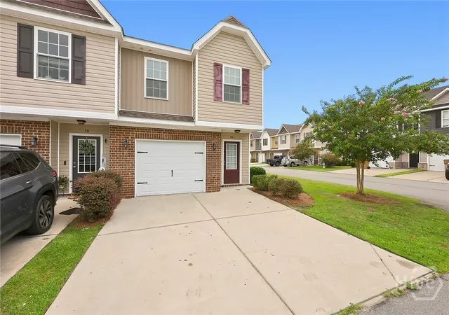 Photo 3 of Townhouse for sale at 46 Leaf Ct, Richmond Hill, GA 31324 | MLS# SA360445 | Listing updated on 2026-08-31