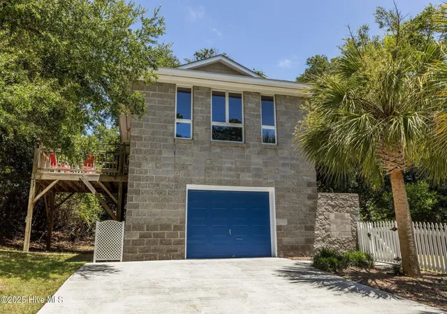 1st image of 412 Wild Cherry Ln, Emerald Isle, NC 28594 | MLS# 100593198