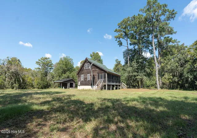 3rd image of 100 Hog Is, New Bern, NC 28560 | MLS# 100552607