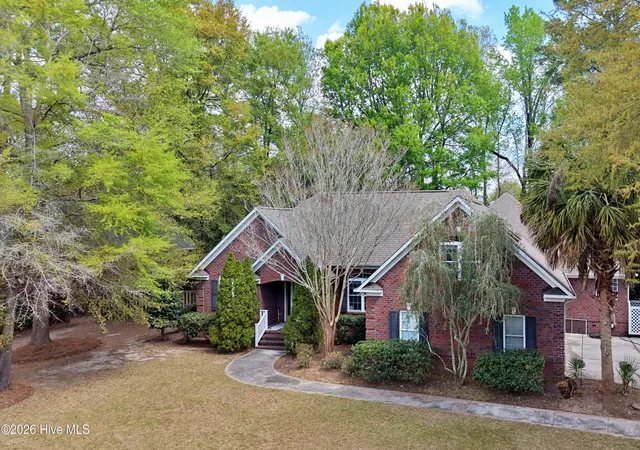 Homes for sale in Castle Hayne, NC | 4127 Cape Landing Rd, Castle Hayne, NC 28429 | MLS# 100564012