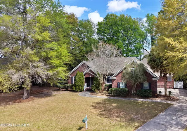 Homes for sale in Castle Hayne, NC | 4127 Cape Landing Rd, Castle Hayne, NC 28429 | MLS# 100564012