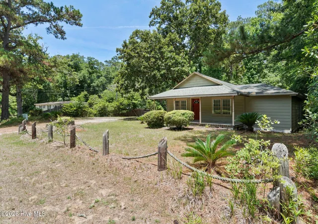 Photo 3 of Single family home for sale at 390 Varnamtown Rd Sw, Supply, NC 28462 | MLS# 100588139 | Listing updated on 2026-09-24