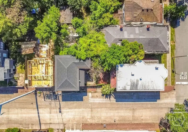 Photo 36 of Multi family home for sale at 2410 Jefferson St, Savannah, GA 31401 | MLS# SA358060 | Listing updated on 2026-07-15