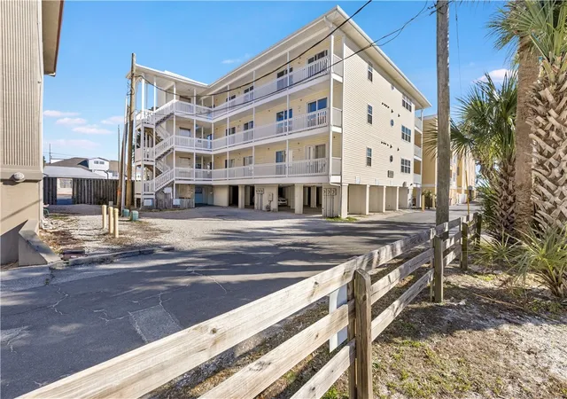 Homes for sale in Tybee Island, GA | 8 Silver Ave #9, Tybee Island, GA 31328 | MLS# SA359357