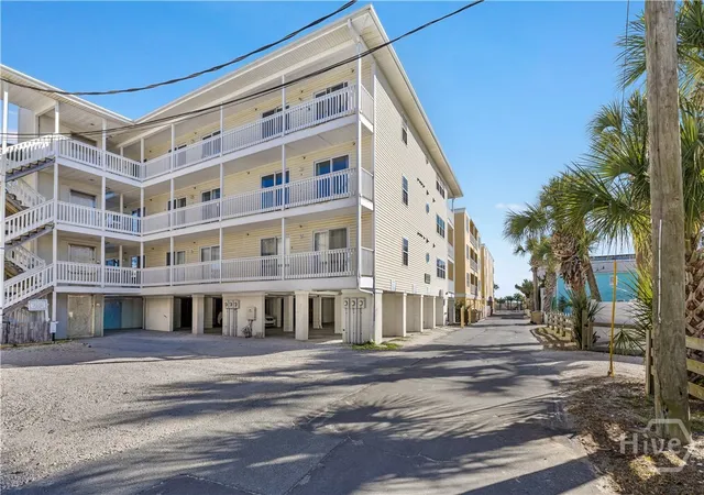 Homes for sale in Tybee Island, GA | 8 Silver Ave #9, Tybee Island, GA 31328 | MLS# SA359357