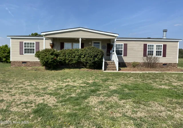Homes for sale in Farmville, NC | 6740 Stantonsburg Rd, Farmville, NC 27828 | MLS# 100563438