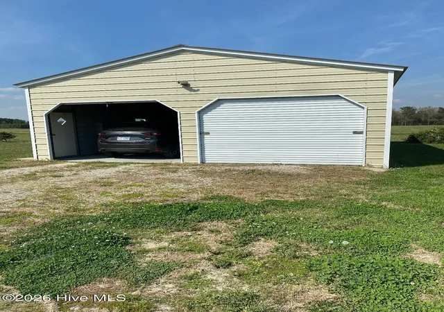 Homes for sale in Farmville, NC | 6740 Stantonsburg Rd, Farmville, NC 27828 | MLS# 100563438