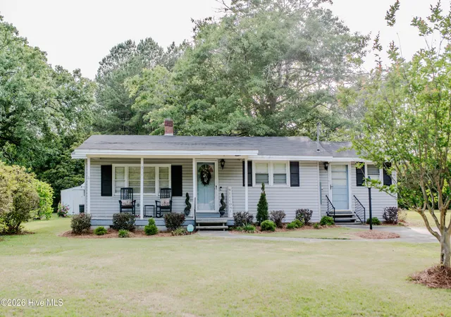 Homes for sale in Bladenboro, NC | 514 Butler Mill Rd, Bladenboro, NC 28320 | MLS# 100579400