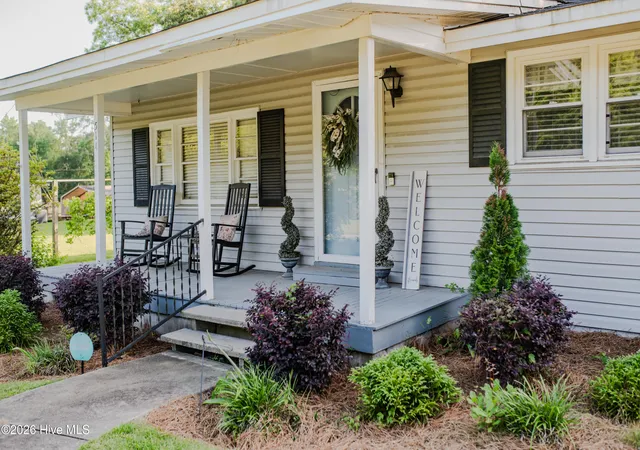 Homes for sale in Bladenboro, NC | 514 Butler Mill Rd, Bladenboro, NC 28320 | MLS# 100579400