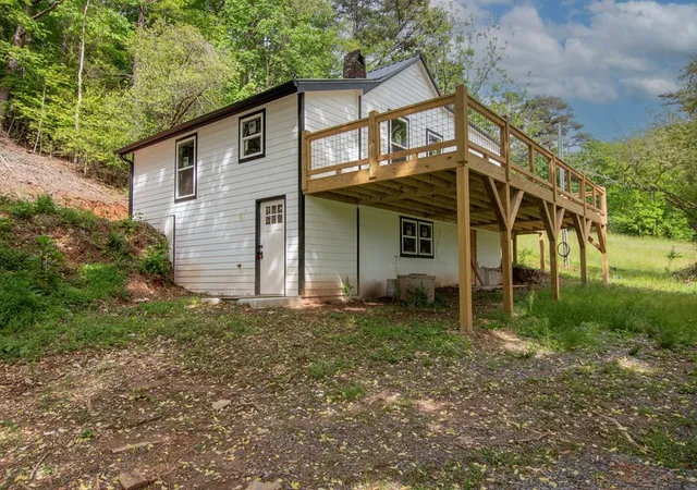 Photo 3 of Single family home for sale at 1993 Martins Crk Rd, Murphy, NC 28906 | MLS# 98544117 | Listing updated on 2026-08-18