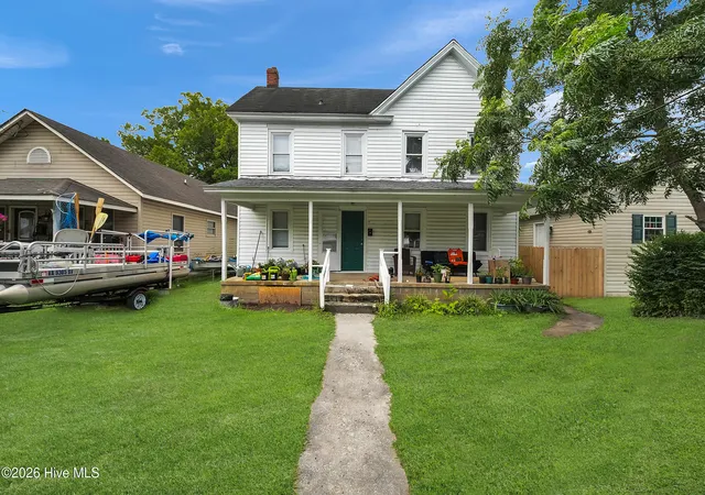 Photo 1 of Single family home for sale at 1113 Wood St, Elizabeth City, NC 27909 | MLS# 100590693 | Listing updated on 2026-09-08
