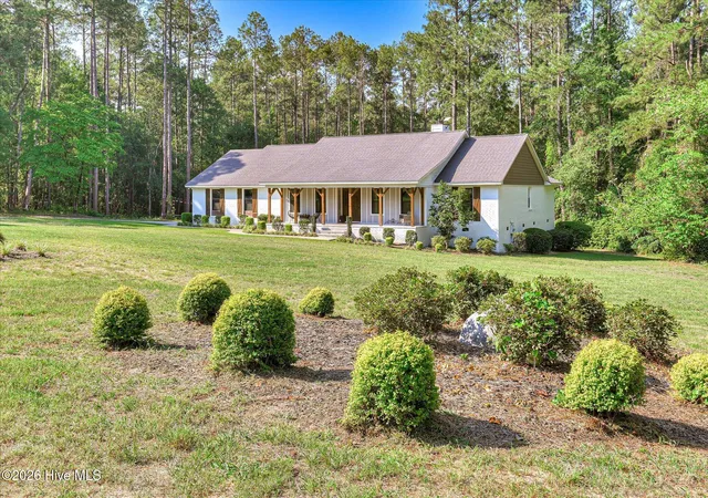 Photo 3 of Single family home for sale at 1006 Tamarack Dr, North Augusta, SC 29841 | MLS# 100581680 | Listing updated on 2026-10-02