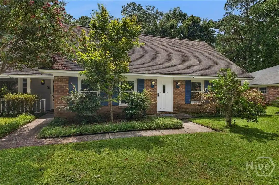 Photo 1 of Single family home for sale at 612 Suncrest Blvd, Savannah, GA 31410 | MLS# SA364645 | Listing updated on 2026-09-22