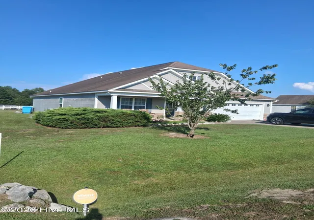 Photo 3 of Single family home for sale at 119 Dallas Dr, Beulaville, NC 28518 | MLS# 100600080 | Listing updated on 2026-09-18