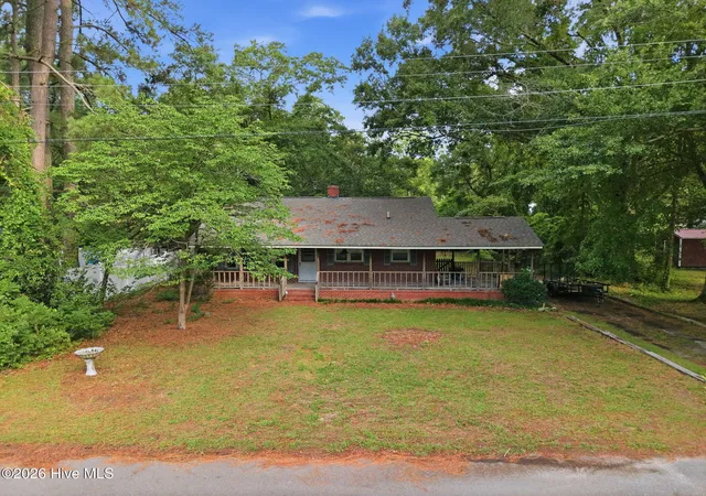Homes for sale in Grifton, NC | 6764 Glenwood Dr, Grifton, NC 28530 | MLS# 100587546
