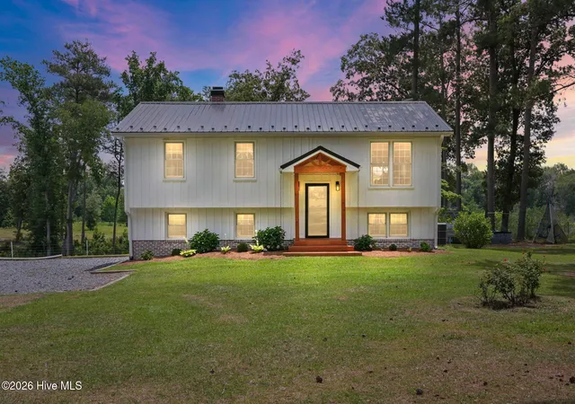 Photo 1 of Single family home for sale at 322 Shady Ln, Cameron, NC 28326 | MLS# 100590145 | Listing updated on 2026-08-18