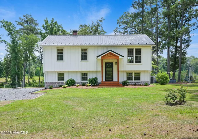 Photo 2 of Single family home for sale at 322 Shady Ln, Cameron, NC 28326 | MLS# 100590145 | Listing updated on 2026-08-18