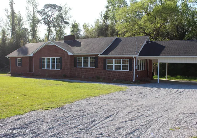 Photo 3 of Single family home for sale at 3049 Catherine Lake Rd, Richlands, NC 28574 | MLS# 100567630 | Listing updated on 2026-08-18