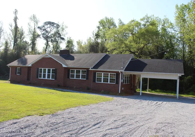 Photo 3 of Single family home for sale at 3049 Catherine Lake Rd, Richlands, NC 28574 | MLS# 100567630 | Listing updated on 2026-08-18