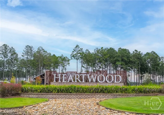 Homes for sale in Richmond Hill, GA | 130 Liko Ln, Richmond Hill, GA 31324 | MLS# SA360088