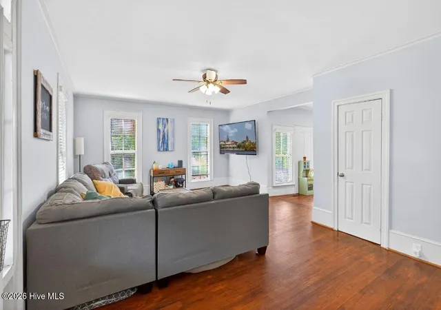 Photo 4 of Single family home for sale at 616 New St, New Bern, NC 28560 | MLS# 100573711 | Listing updated on 2026-09-04