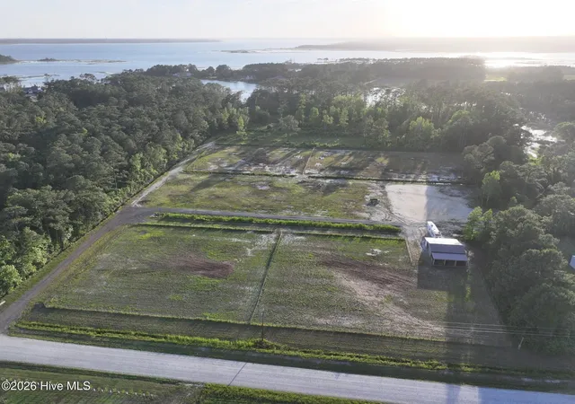 2nd image of 705 Russells Creek Rd, Beaufort, NC 28516 | MLS# 100581178