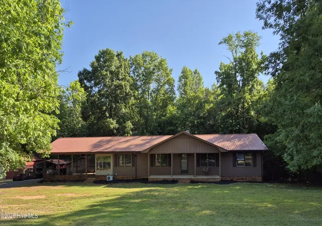 Homes for sale in Troy, NC | 390 Low Water Bridge Rd, Troy, NC 27371 | MLS# 100575406