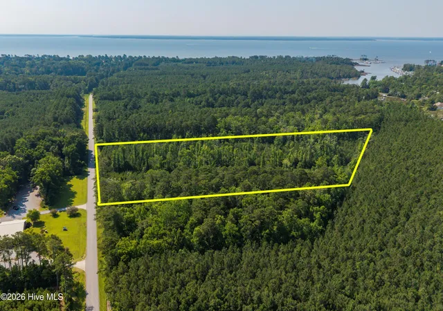 Photo 3 of Land for sale at 1 White Farm Rd, Oriental, NC 28571 | MLS# 100581519 | Listing updated on 2026-08-18