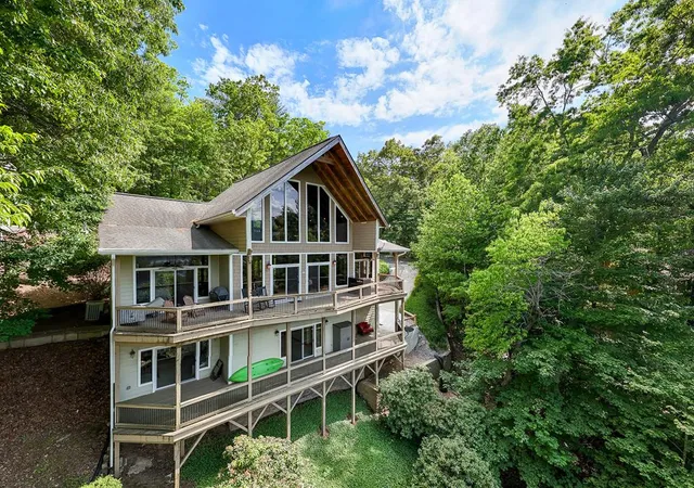 Photo 1 of Single family home for sale at 113 Snowbird Trl, Robbinsville, NC 28771 | MLS# 98544649 | Listing updated on 2026-08-18