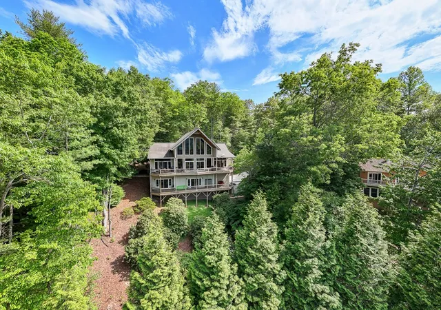 Photo 3 of Single family home for sale at 113 Snowbird Trl, Robbinsville, NC 28771 | MLS# 98544649 | Listing updated on 2026-08-18