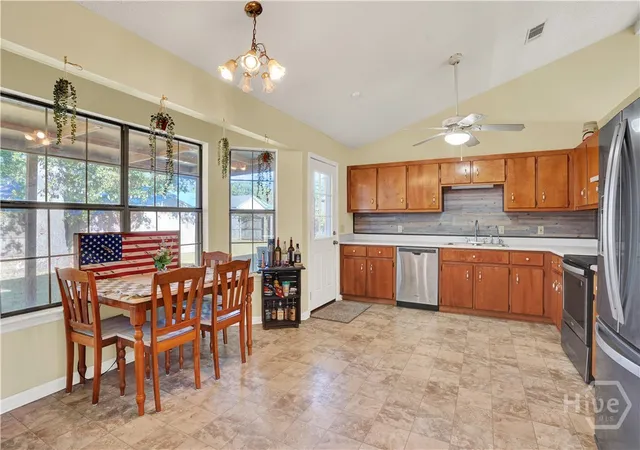 Homes for sale in Hinesville, GA | 181 Kyle Ln, Hinesville, GA 31313 | MLS# SA341019