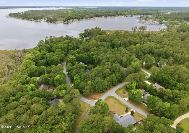 Homes for sale in Washington, NC | 422 Pamlico River Dr, Washington, NC 27889 | MLS# 100569187