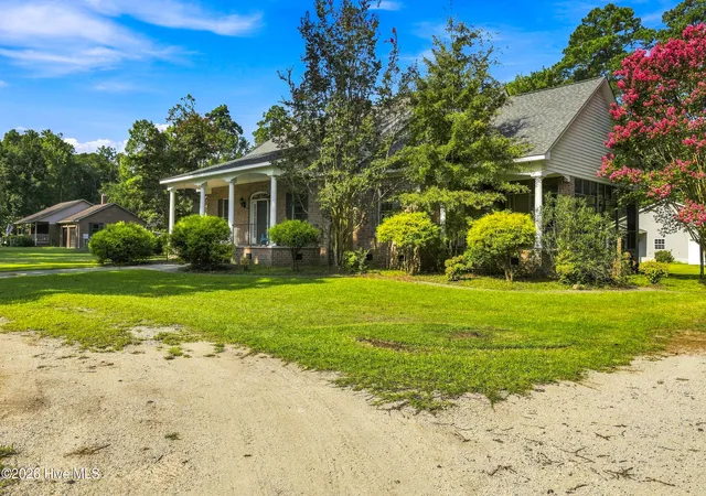 Photo 3 of Single family home for sale at 801 Sawmill Landing Rd, Bath, NC 27808 | MLS# 100595694 | Listing updated on 2026-10-08