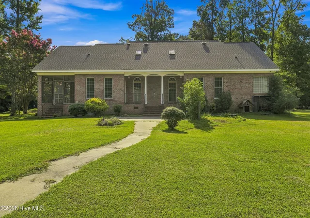 Photo 4 of Single family home for sale at 801 Sawmill Landing Rd, Bath, NC 27808 | MLS# 100595694 | Listing updated on 2026-10-08