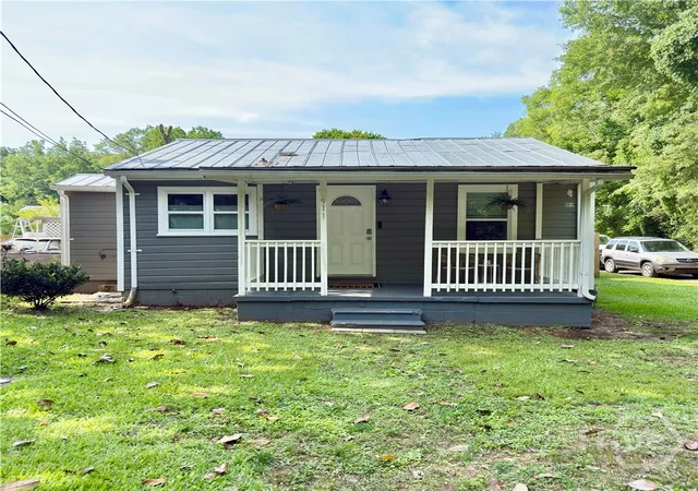 Homes for sale in Athens, GA | 911 Henderson Ext, Athens, GA 30606 | MLS# CL357443