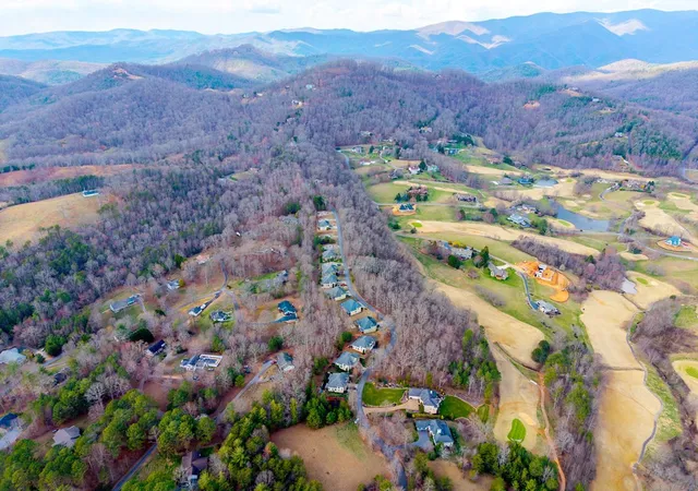 Photo 30 of Land for sale at Tbd Licklog Ridge, Hayesville, NC 28904 | MLS# 98525139 | Listing updated on 2026-07-21