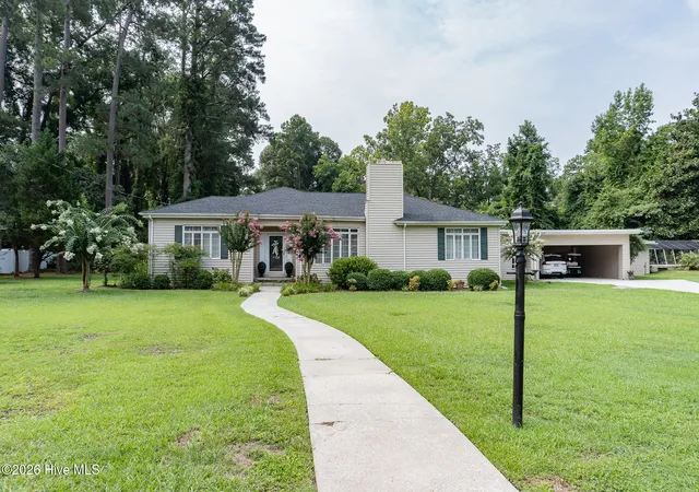 1st image of 226 E College St, Whiteville, NC 28472 | MLS# 100593306