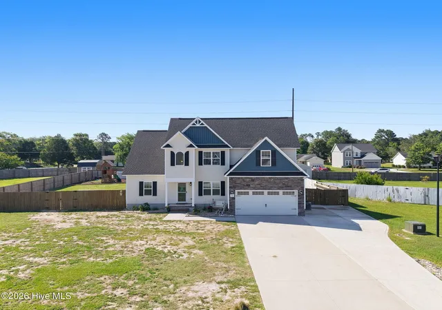 Homes for sale in Hubert, NC | 302 White Dove Dr, Hubert, NC 28539 | MLS# 100587132