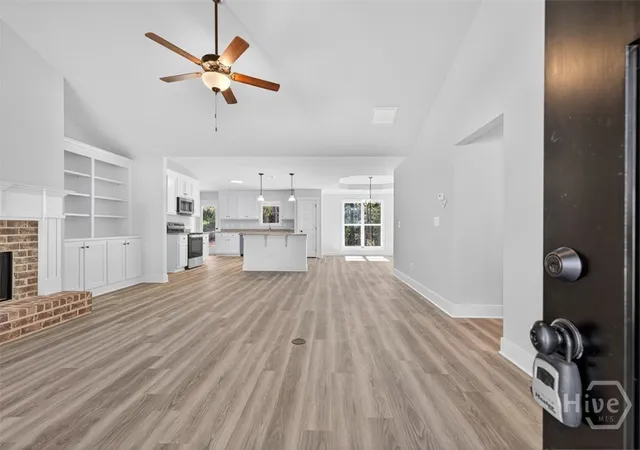 Photo 2 of Single family home for sale at 416 Seashell Ct #16, Statham, GA 30666 | MLS# CL362870 | Listing updated on 2026-08-18
