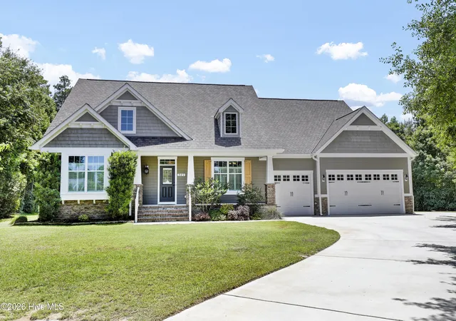 Homes for sale in Hampstead, NC | 207 Ottaway Ct, Hampstead, NC 28443 | MLS# 100587538
